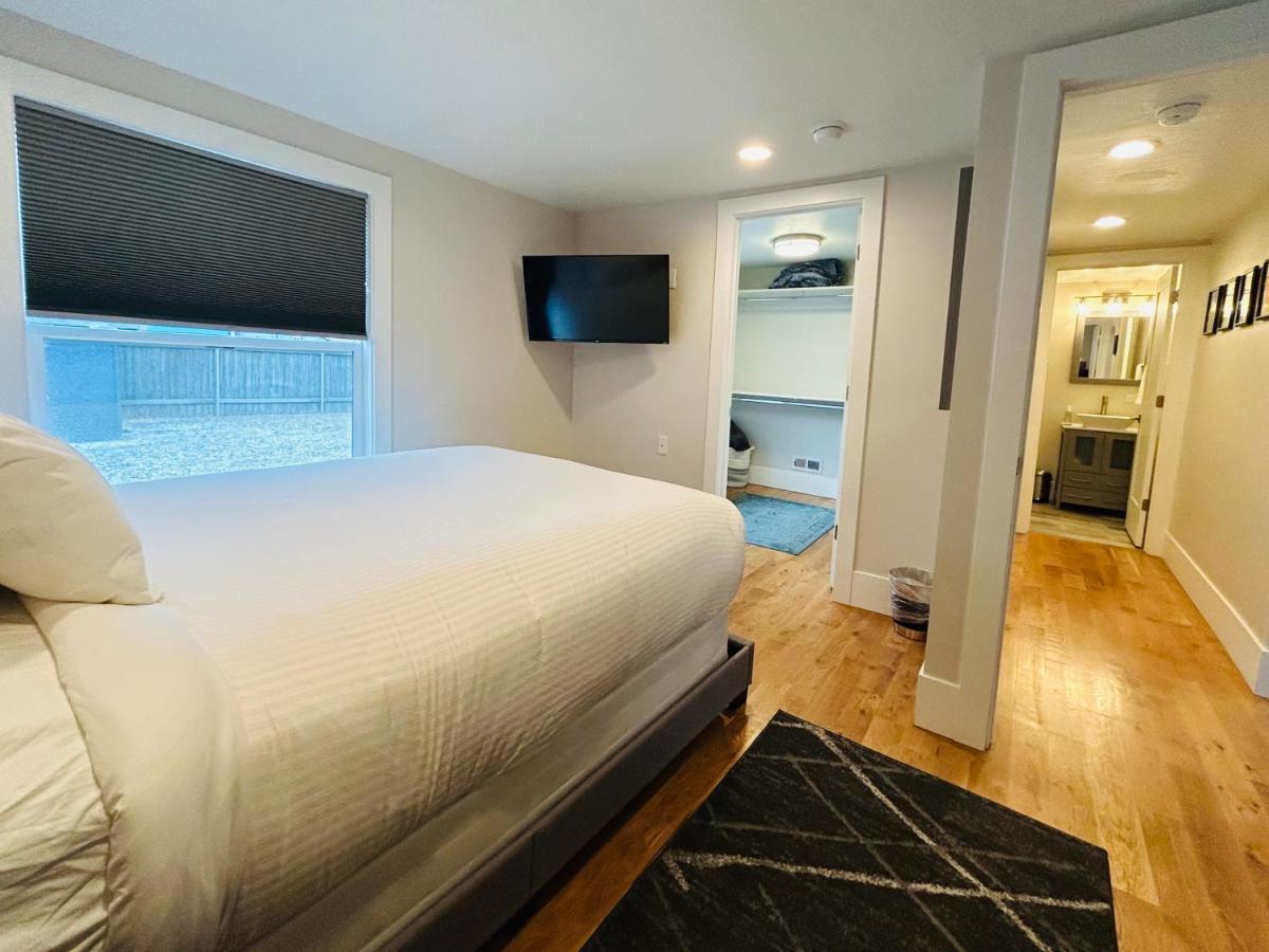 Little Blue Bungalow: Pet-Friendly Oasis near BSU and Downtown Boise Exterior photo